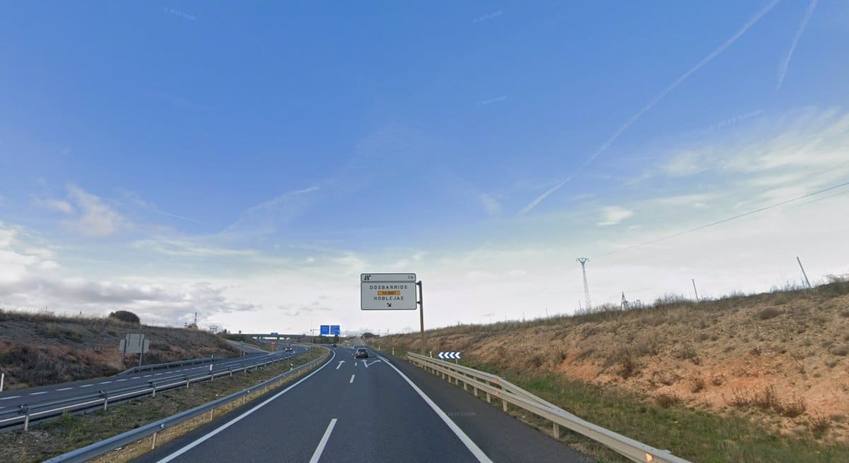 Tráfico parcialmente cerrado en la A-4 en dirección a Andalucía debido a un accidente en Dosbarrios.
