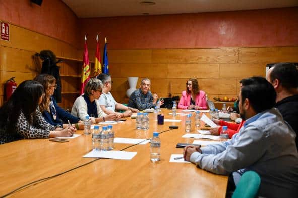 El Gobierno regional expande las sedes del SAI para la comunidad LGTBI en Castilla-La Mancha durante este verano.