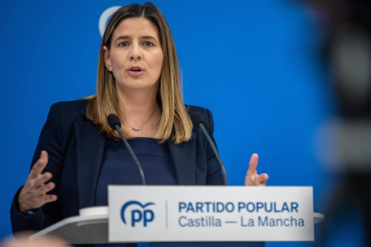 El PP de Castilla-La Mancha comenzará el martes en Toledo la recolección de firmas para aumentar las pensiones.