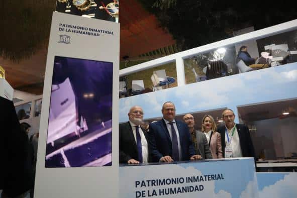 El gobierno de Castilla-La Mancha presenta 20 degustaciones gratuitas de vinos con denominación de origen regional.