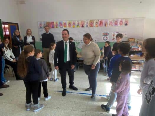 El gobierno regional destina 20.000 euros para mejorar el CEIP San Ildefonso en Talavera de la Reina.