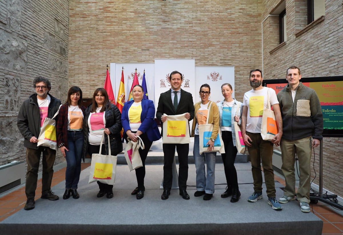 Toledo se presenta en la Feria con ‘2025 razones para visitarnos’ y lanza su guía Lonely Planet.