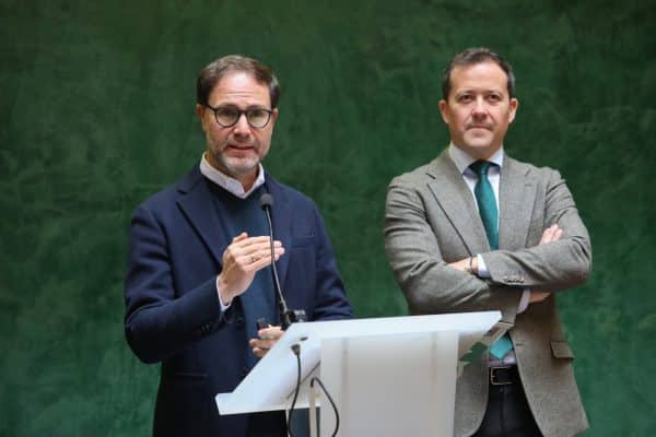 Velázquez anuncia que en 2025 se iniciarán las obras de rehabilitación de los Alamillos del Tránsito después de más de 50 años de desuso.