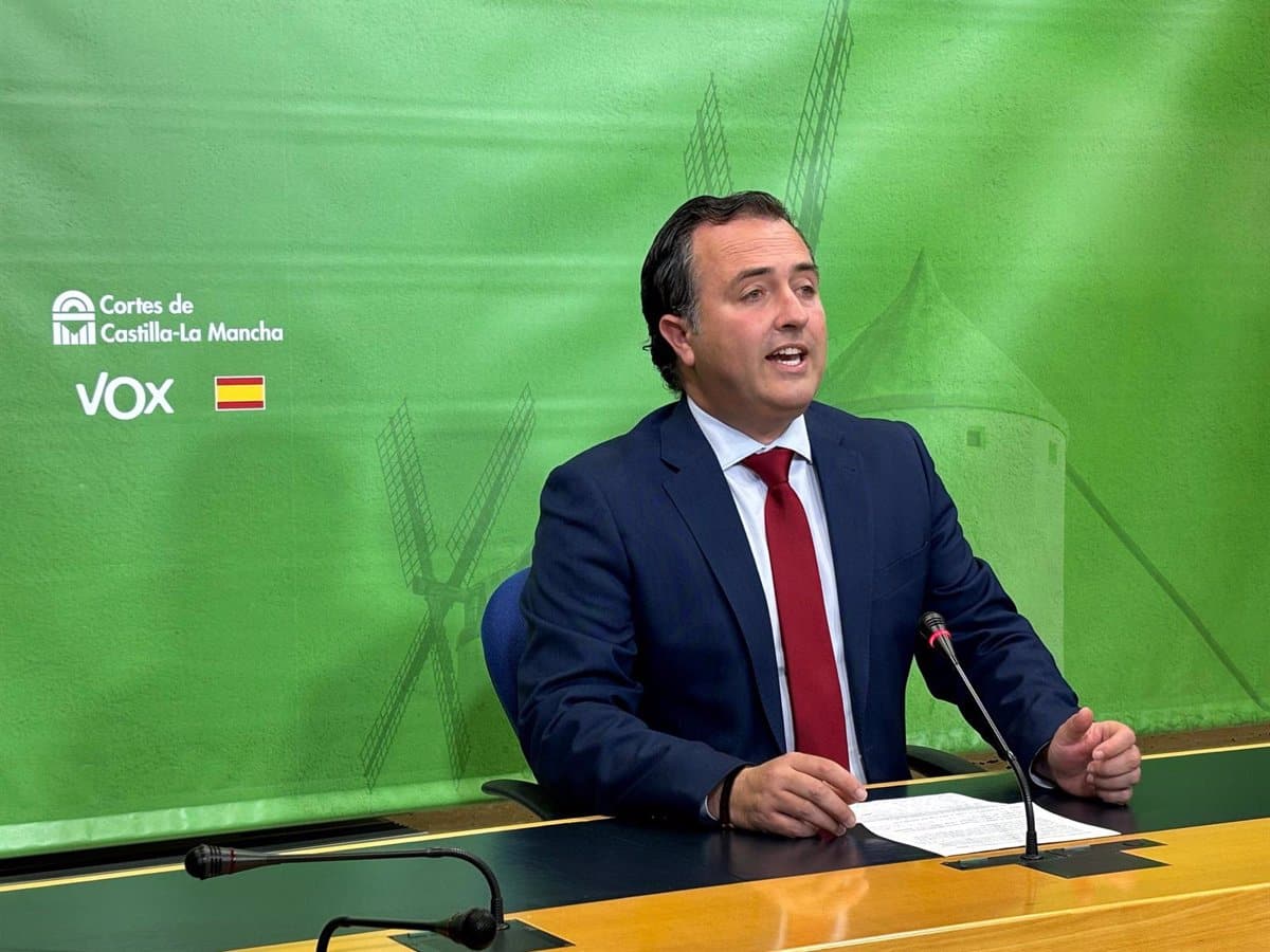 Vox C-LM resalta que Trump apoya a Abascal, mientras Biden pasa por alto a Sánchez en su carrera por la reelección.