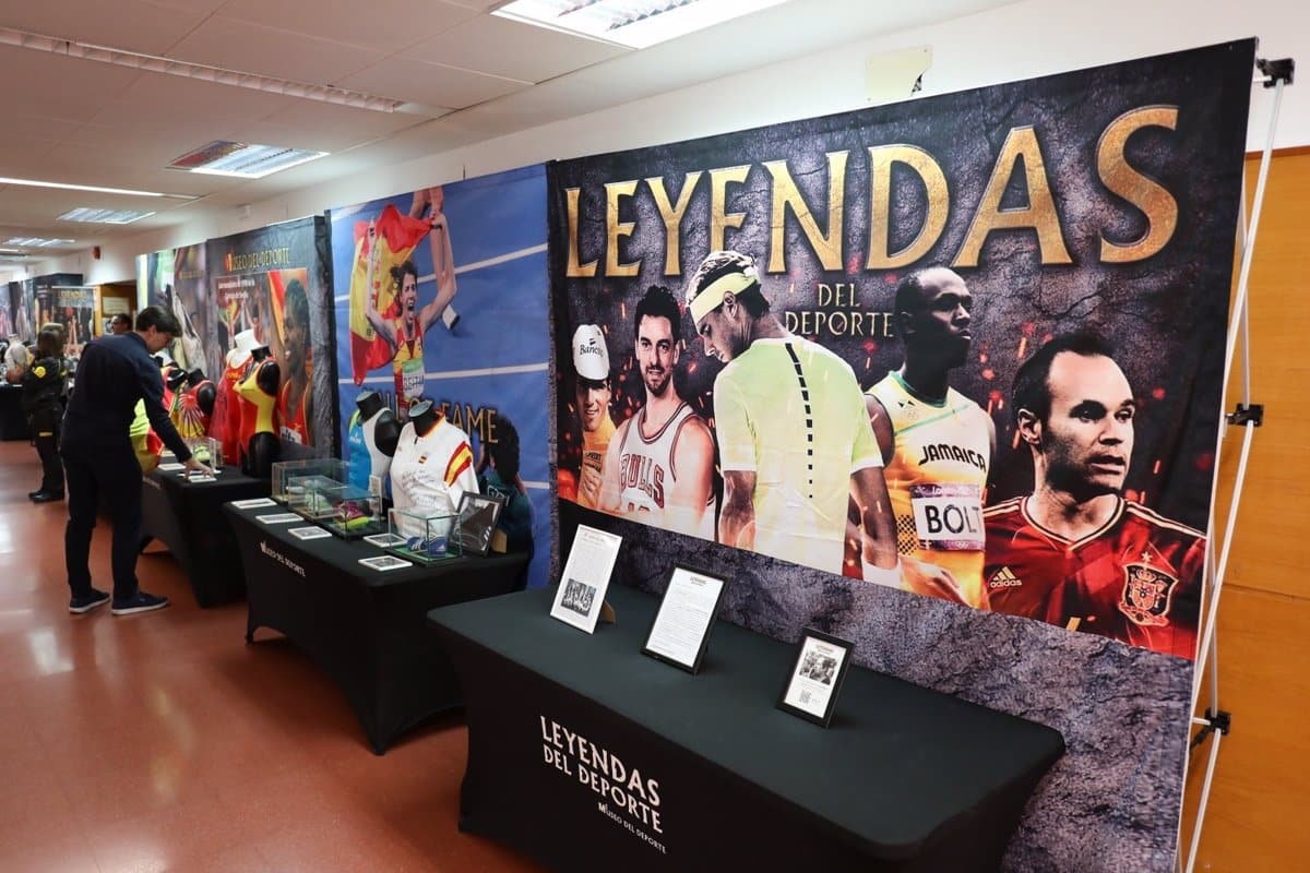 Cientos de toledanos visitan la exposición itinerante ‘Museo del Deporte’ durante enero en su ciudad.