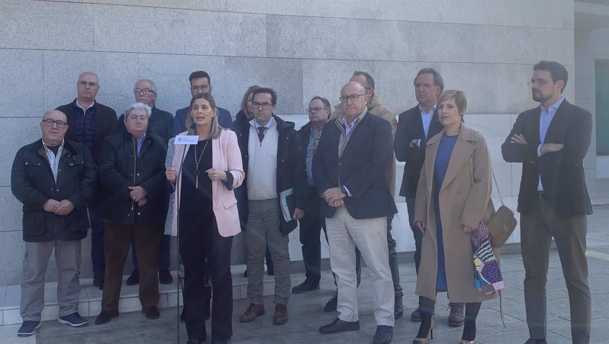 El PP de Castilla-La Mancha Solicita al PSOE Su Apoyo para la Gratuidad de la Radial R-5 en los Municipios Toledanos Cercanos a la A-5