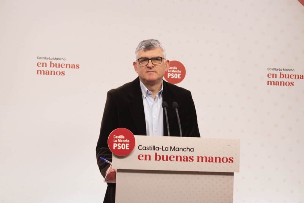 El PSOE de Castilla-La Mancha sostiene que los ayuntamientos del PP y Vox son responsables de un incremento anual de impuestos de 300 euros y de la aplicación de la ‘freidora fiscal’.
