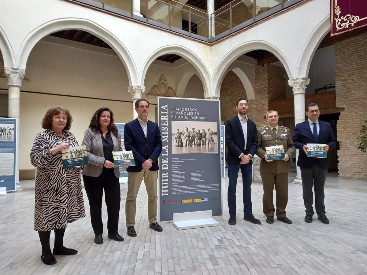 La UCLM inaugura una exposición dedicada a la migración temporal española en Europa, abierta al público hasta el 20 de marzo.