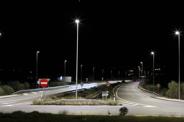 El Ayuntamiento de Toledo vuelve a encender la iluminación de la TO-20 y la TO-21 después de once años.