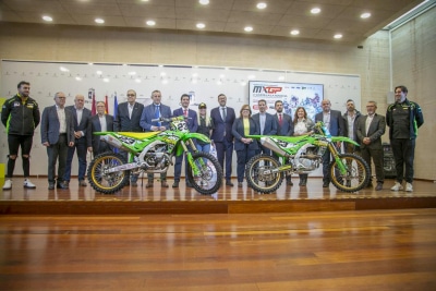 Fernández Resalta el Respaldo de la Diputación al Campo de Montiel en la Inauguración del Campeonato Mundial de Motocross en Cózar