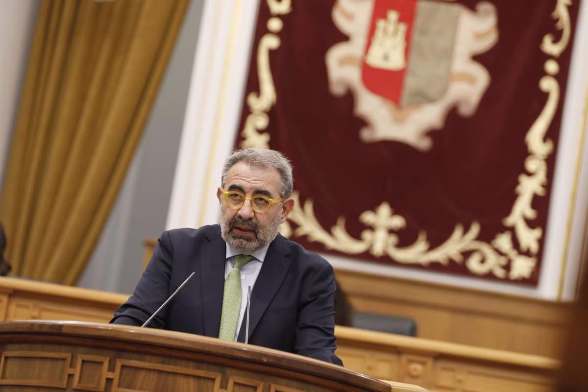 Fernández Sanz Justifica Su Gestión Sanitaria Ante las Demandas de Dimisión del PP y Vox Por Su Menosprecio a los Empleados