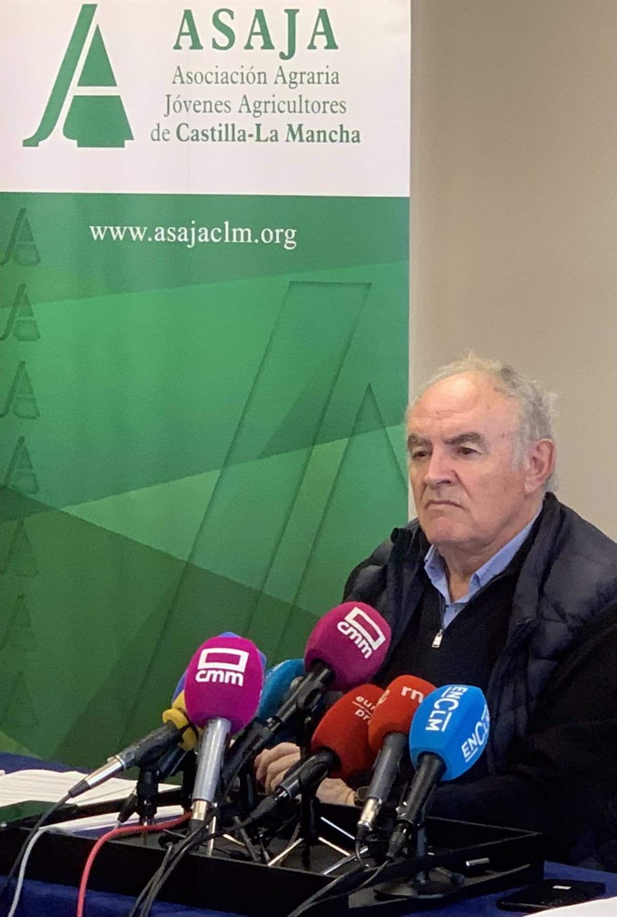 Fresneda (Asaja) aboga por promover políticas que respalden «nuestro modelo productivo» ante la amenaza de Trump.