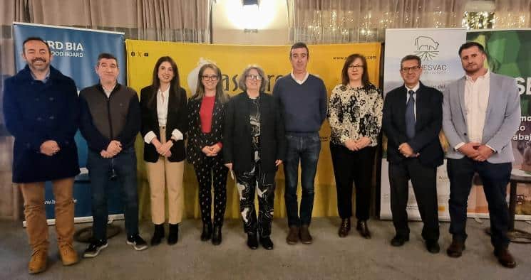 Gobierno regional promoverá regulaciones sobre cambio climático en colaboración con sectores productivos.