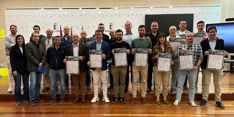 El Gobierno regional y las federaciones deportivas lanzan un decálogo de acciones para erradicar la violencia en las competiciones deportivas.