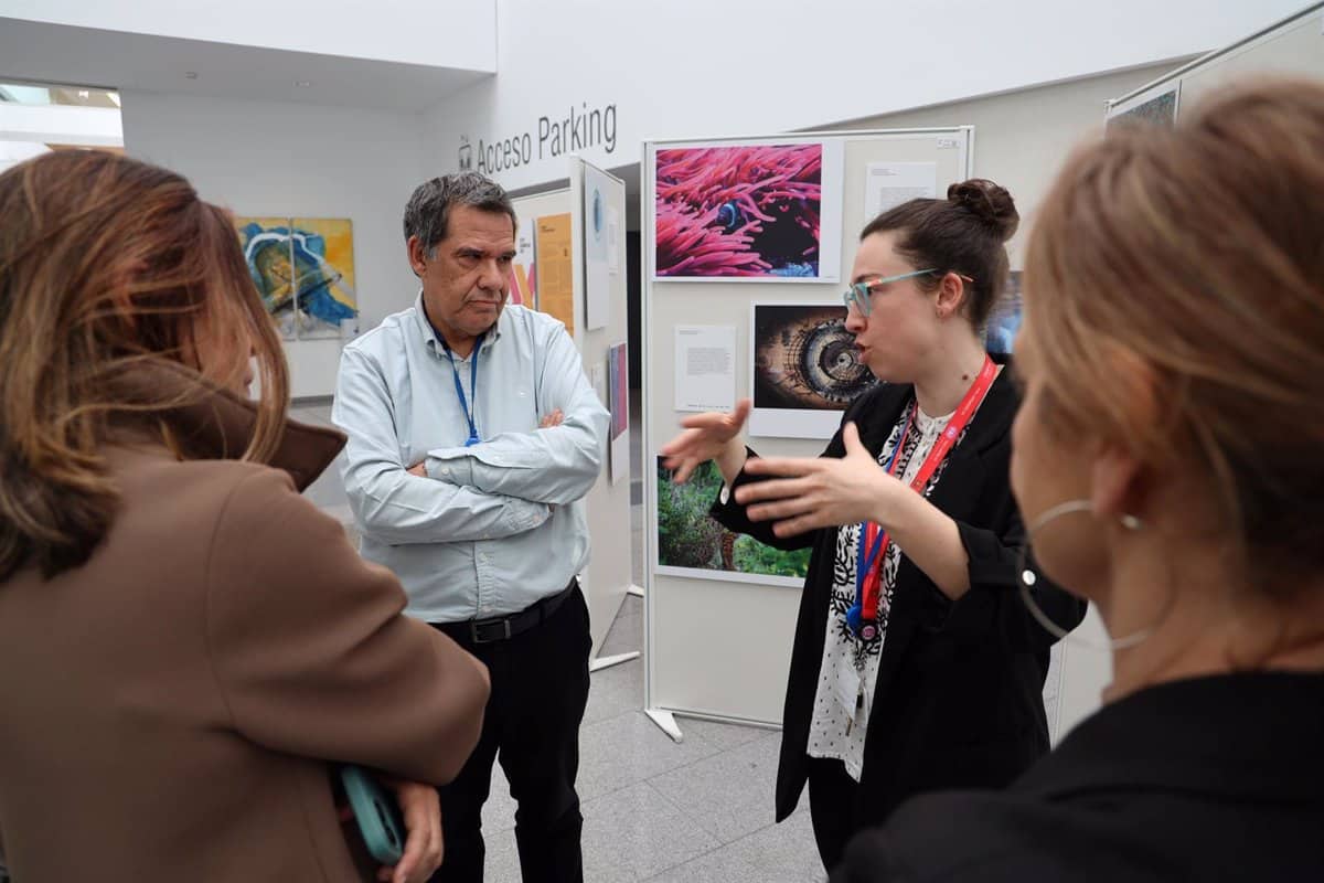 El Hospital Universitario de Toledo inaugura la exposición FOTCIENCIA20 del Consejo Superior de Investigaciones Científicas.