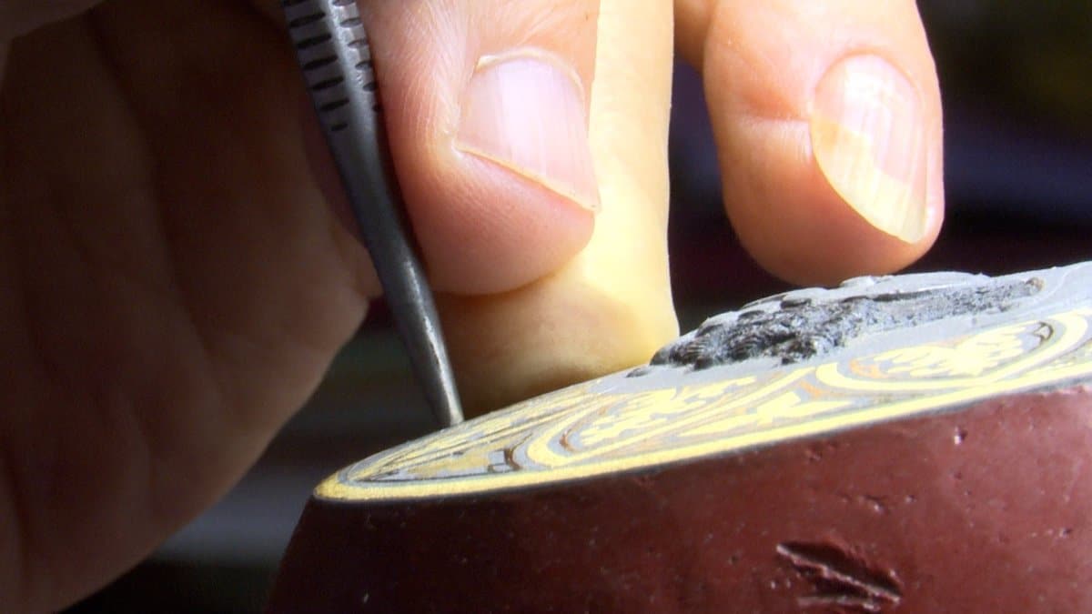 El proceso para declarar el damasquinado toledano como BIC finalizará en una reunión después de Semana Santa.