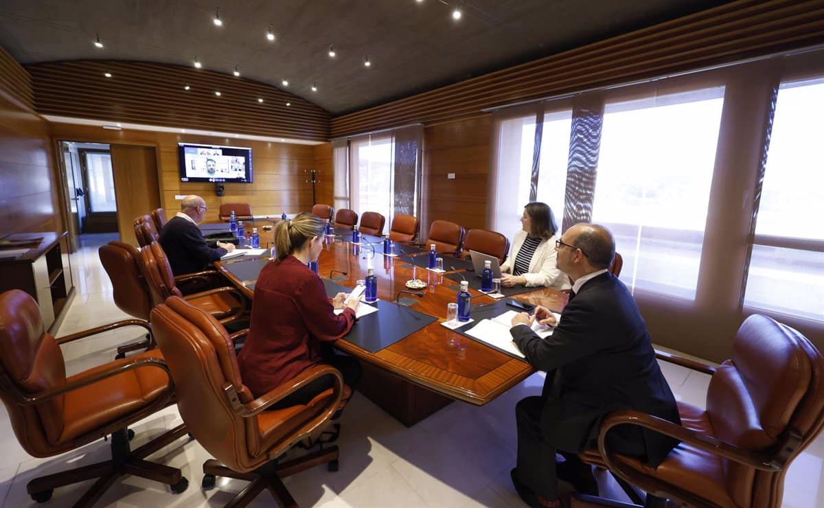 El próximo Pleno de las Cortes de C-LM abordará temas de educación, sanidad y seguridad laboral.