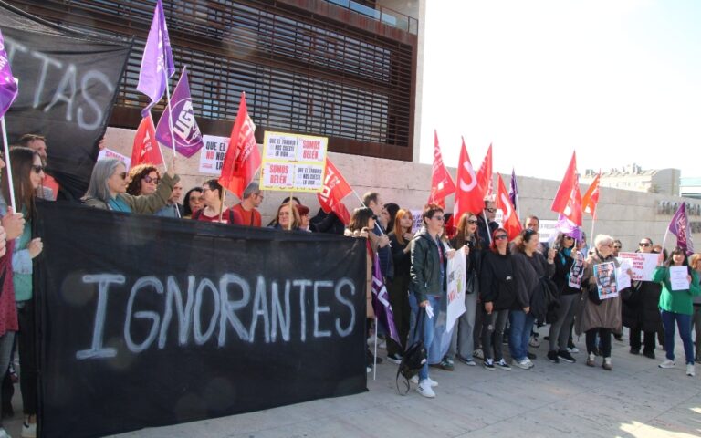 La Atención a las Personas en Castilla-La Mancha: Un Desafío por Abordar para el Gobierno