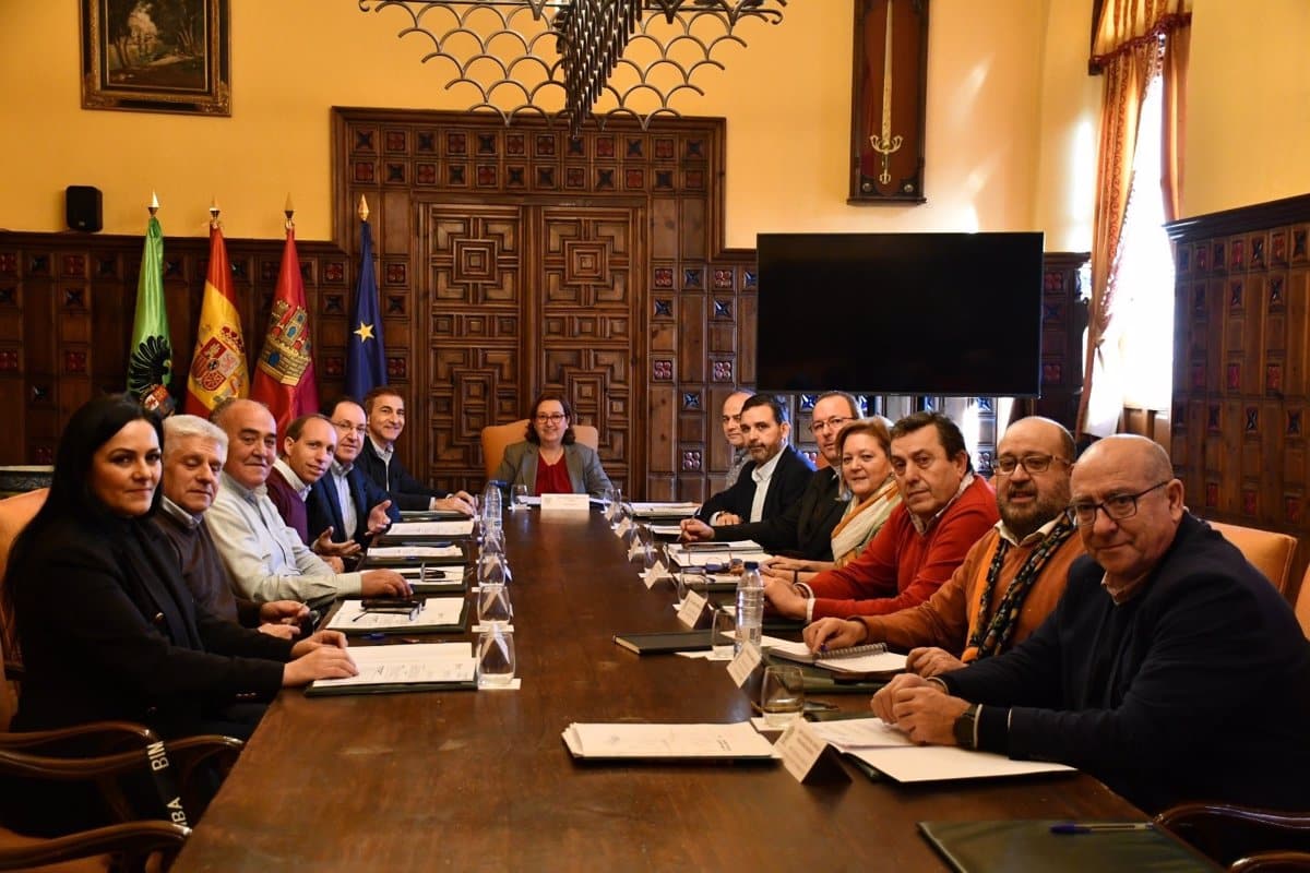 La Diputación de Toledo Establece un Gabinete de Crisis para Garantizar la Operación de sus Centros.