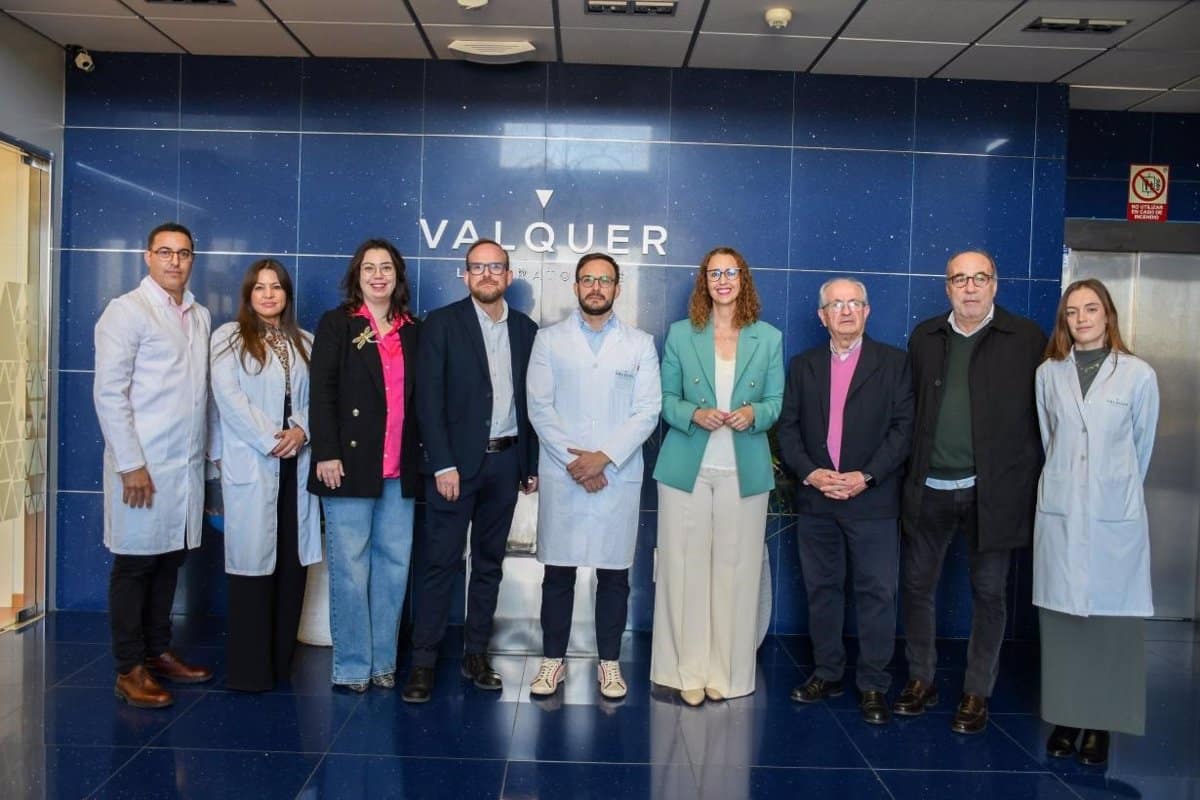 Simón sugiere incorporar más medidas de corresponsabilidad en los planes de igualdad de las empresas para promover la equidad.