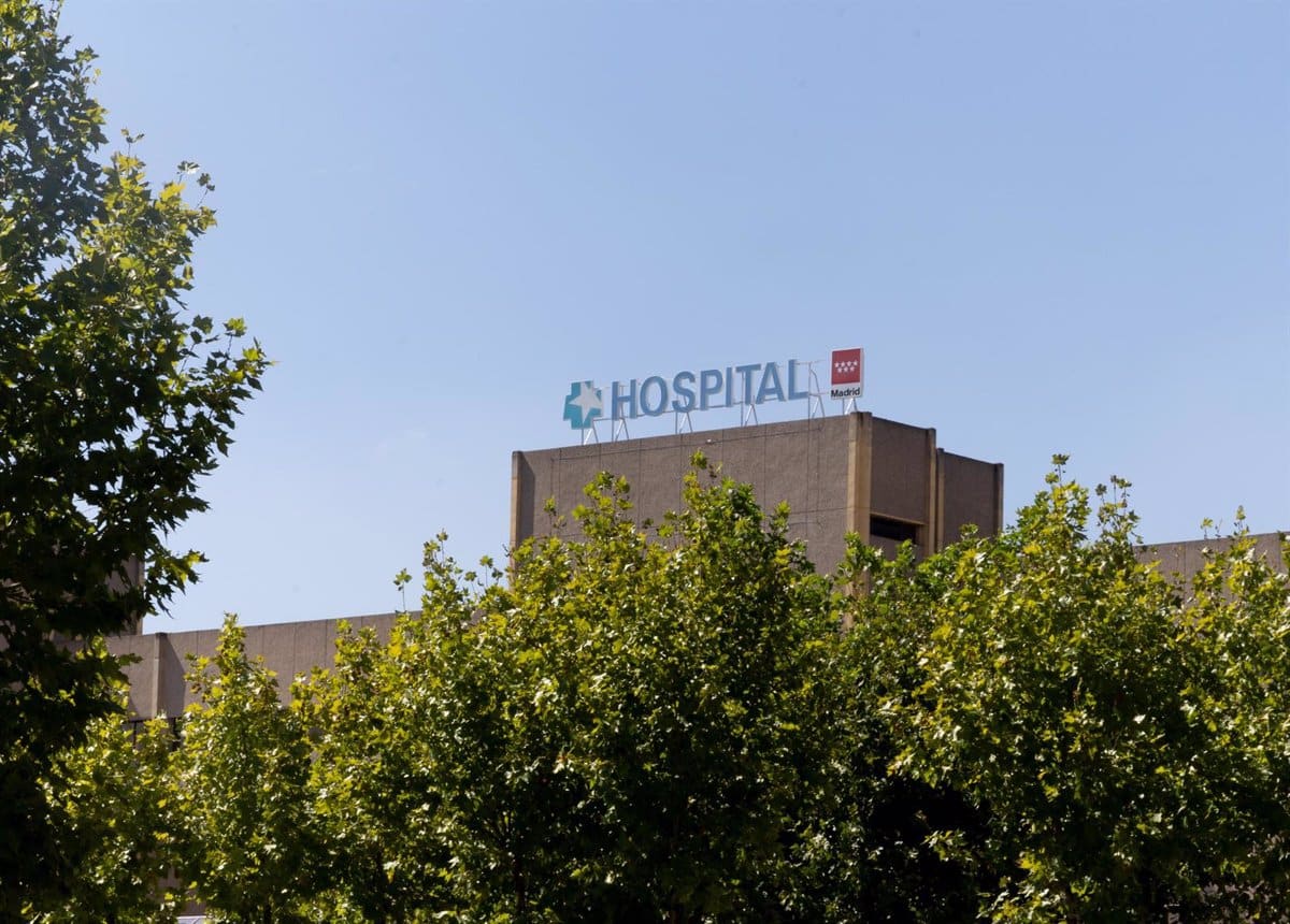 Un joven con quemaduras es llevado al hospital tras intentar iniciar una hoguera en Corral de Almaguer.