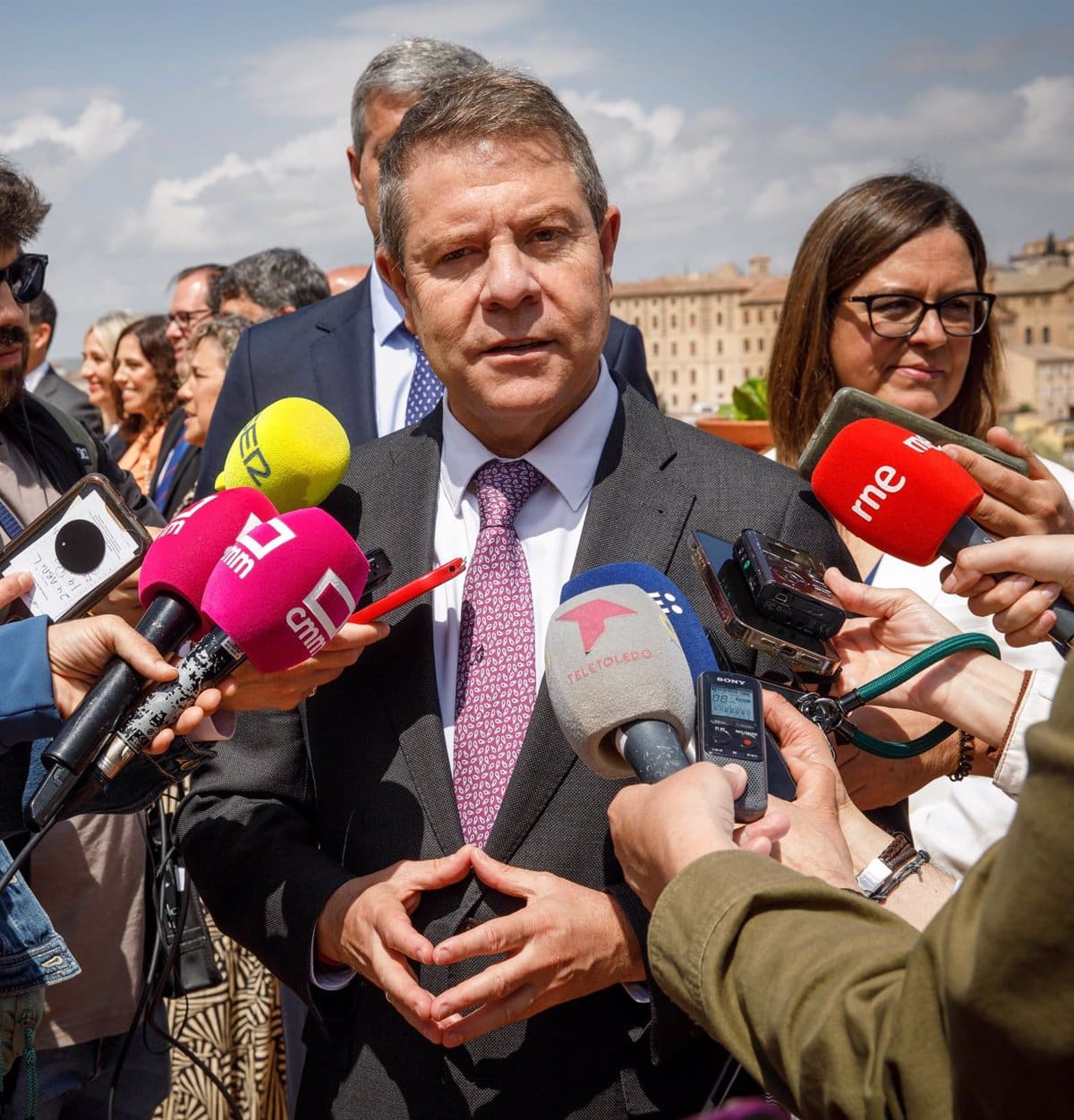 Page Solicita un Consenso «Lo Más Amplio Posible» para Progresos en la Legislación Laboral