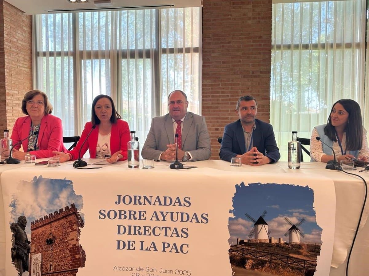 La Consejería de Agricultura organiza jornadas en Alcázar para ayudar al personal funcionario en la tramitación de la PAC.