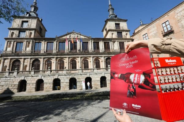 Inicia el II Concurso de Peñas del Corpus, superando el éxito del año pasado con más de 2.000 participantes.