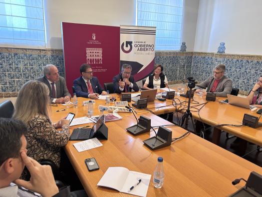 Castilla-La Mancha: Líder en Gobierno Abierto tras diez años de fomento de la transparencia, la participación y la integridad.