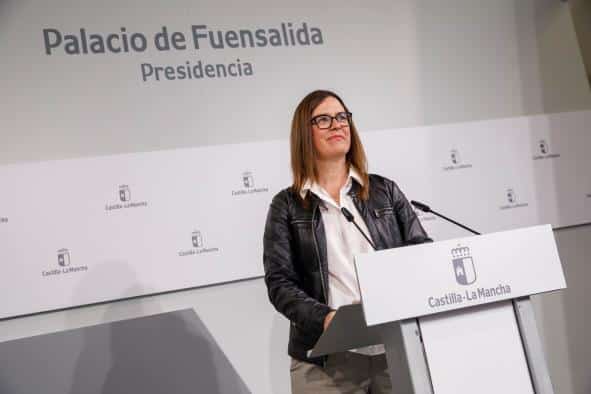 Castilla-La Mancha refuerza el Programa Investigo para impulsar el empleo juvenil en I+D+i mediante un marco de apoyo permanente.