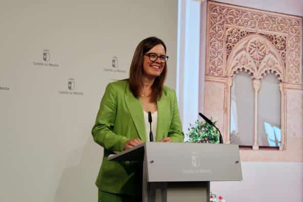 Castilla-La Mancha asigna 10,5 millones de euros a seguros agrarios para enfrentar la crisis climática en la agricultura.