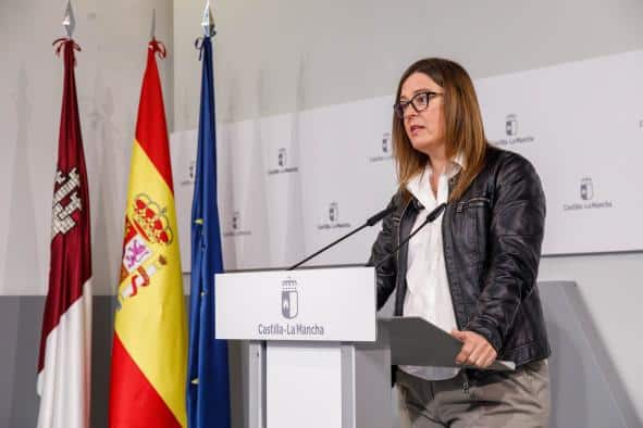 Castilla-La Mancha prorroga el convenio que garantiza el servicio de bibliobuses en las áreas rurales de Albacete y Guadalajara hasta 2025.