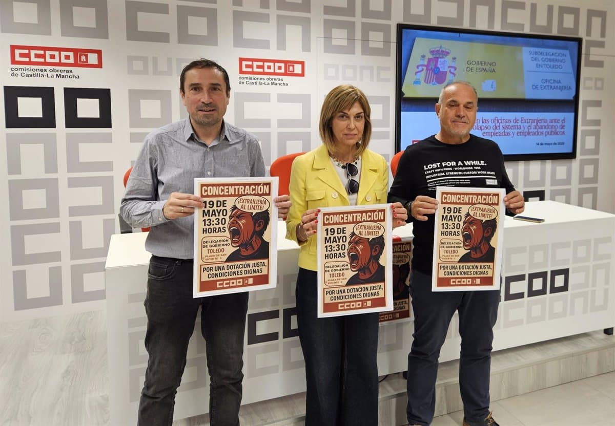 CCOO convoca paros en las oficinas de Extranjería de Castilla-La Mancha debido a la falta de personal.