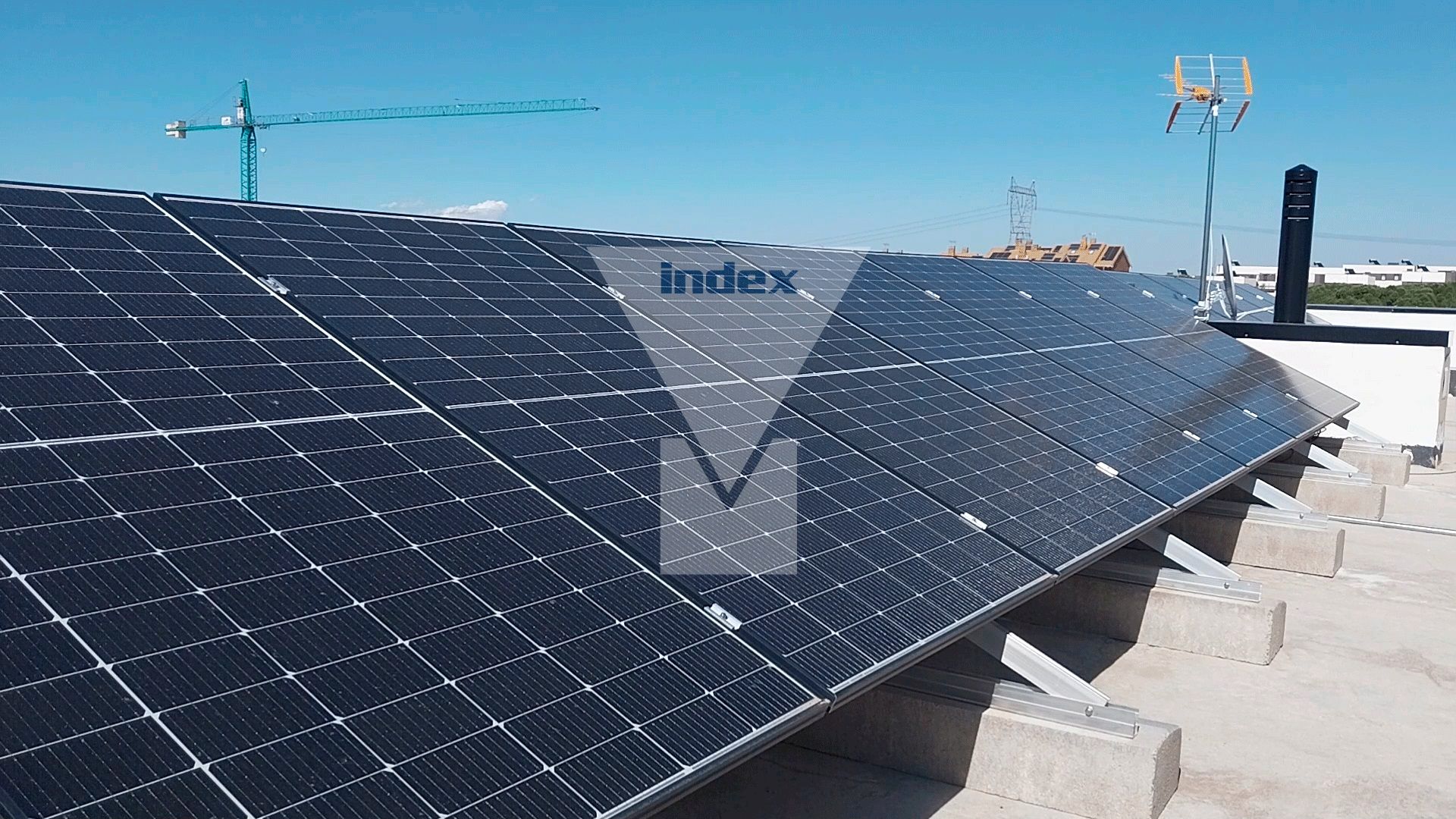 Construye tu Hogar Autosuficiente con Grupo Index: Guía para Desconectarte de la Red Eléctrica
