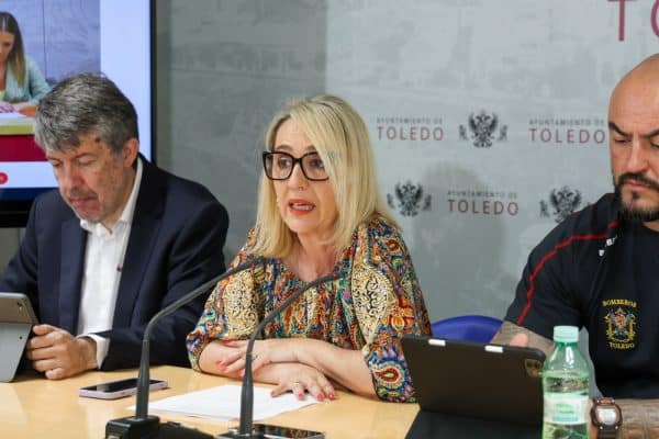 Doscientos estudiantes de Toledo se suman a talleres de Bomberos y Protección Civil en la Semana de Prevención de Incendios.