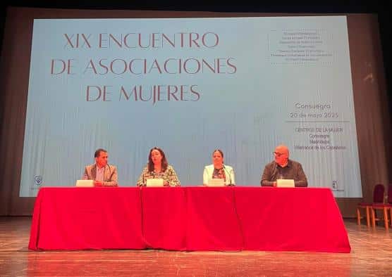 El Gobierno regional resalta el papel fundamental de las asociaciones de mujeres en la promoción del cambio y el progreso hacia la igualdad y la sostenibilidad comunitaria.