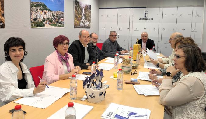 El Gobierno regional concede 9 nuevos carnés de artesano, elevando a 280 el total de profesionales del arte en Toledo.