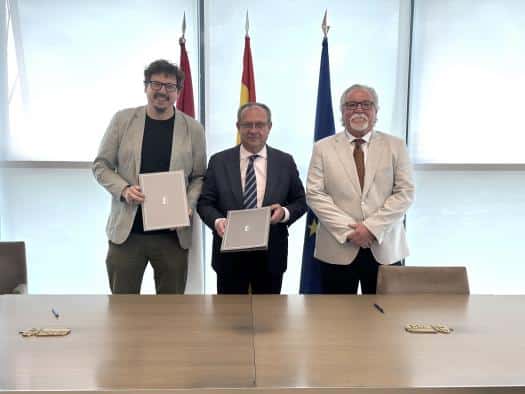 El Gobierno regional y la Fundación CIEES colaboran para crear unidades de apoyo a empleados públicos con discapacidad intelectual.