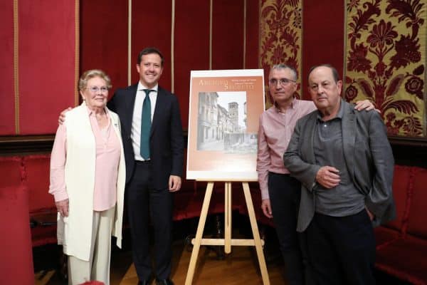 El alcalde propone declarar a Mariano García Ruipérez hijo adoptivo de la ciudad.