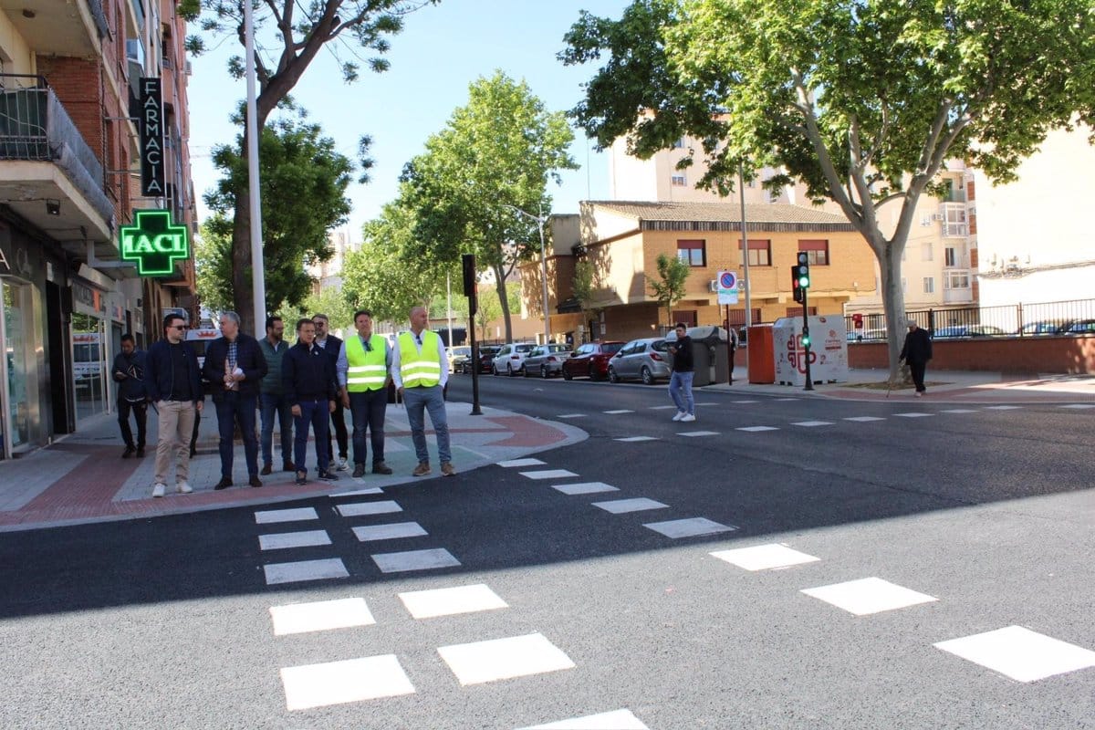 Concluye la rehabilitación total de la calle Hermanos Falcó en Albacete.