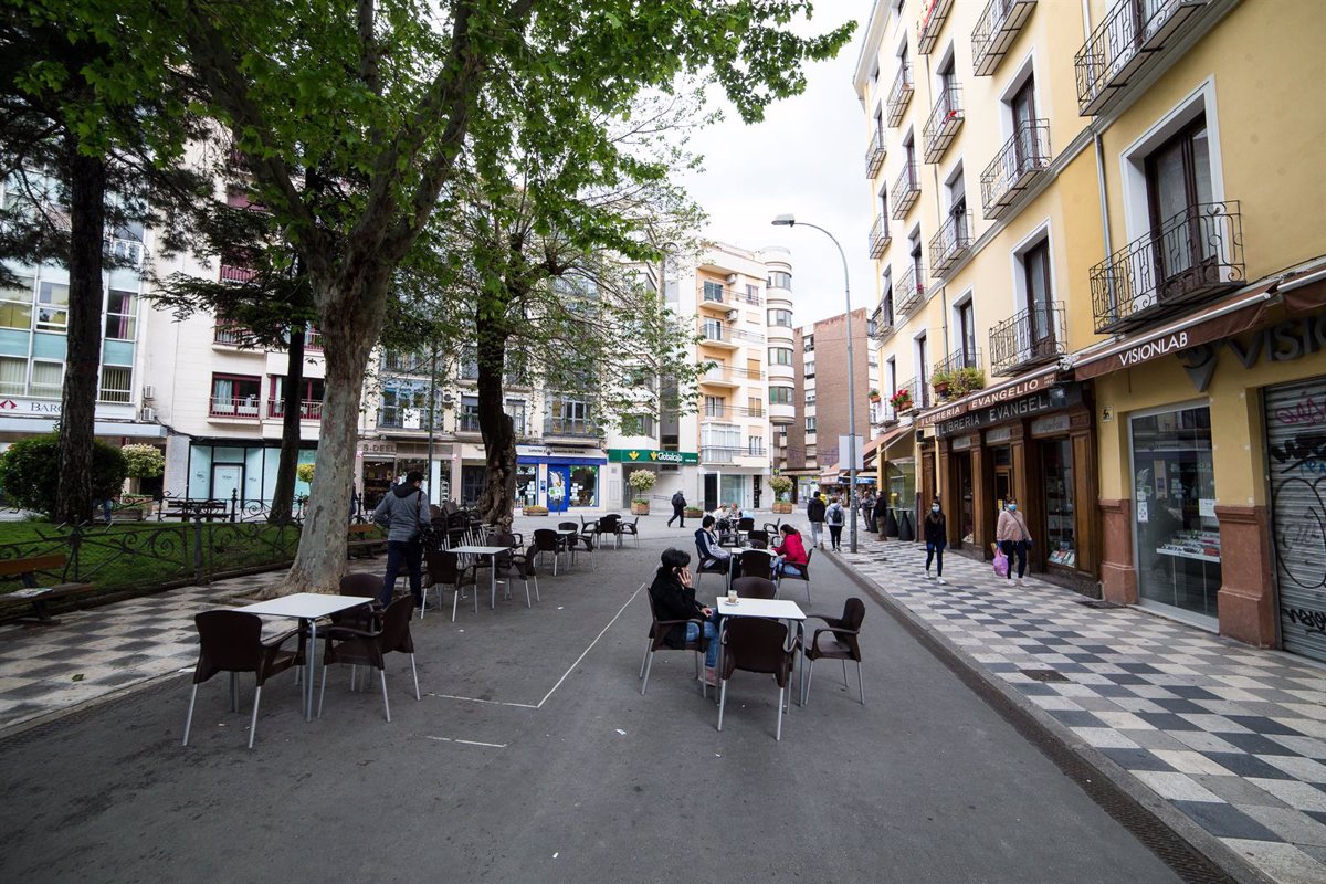La Junta y el Ayuntamiento de Cuenca destinarán seis millones de euros a la reurbanización y revitalización de la calle Carretería.