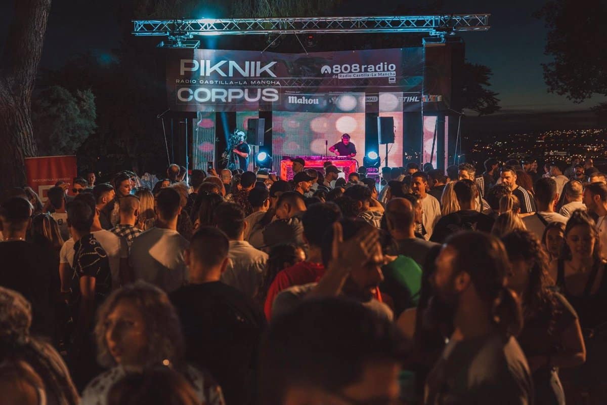 Radio Castilla-La Mancha Anuncia el Regreso del Festival Piknik 808 al Paseo de Recaredo en Toledo