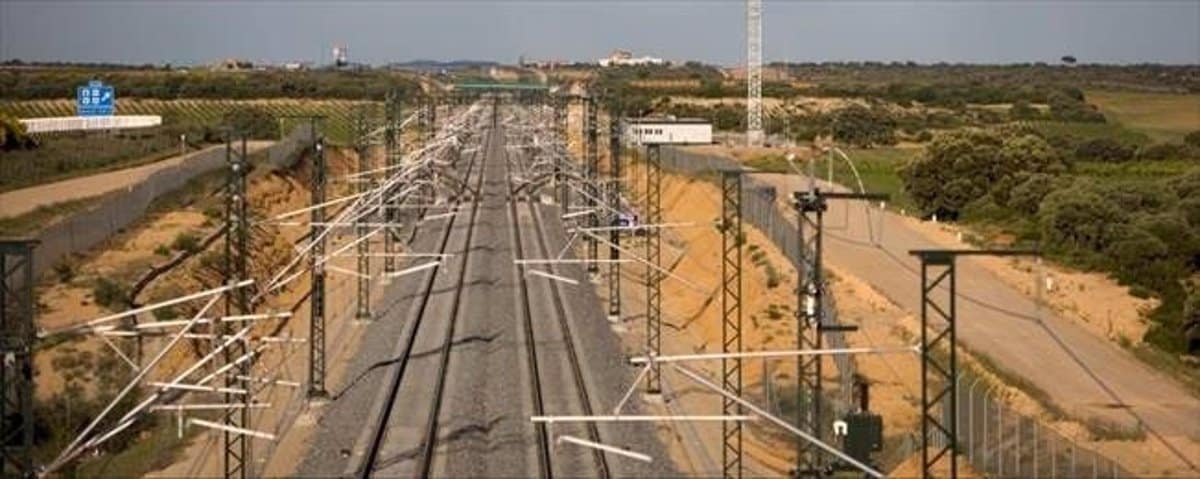 Un tribunal en Toledo indaga sobre el robo de cable en la línea AVE.