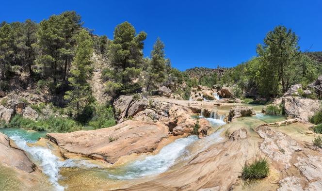 Castilla-La Mancha cuenta con 38 áreas de baño autorizadas para disfrutar de sus hermosos entornos naturales y paisajes singulares.