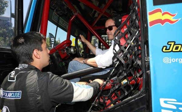 El alcalde expresa su agradecimiento a los organizadores por la vuelta de esta emblemática prueba después de 16 años.