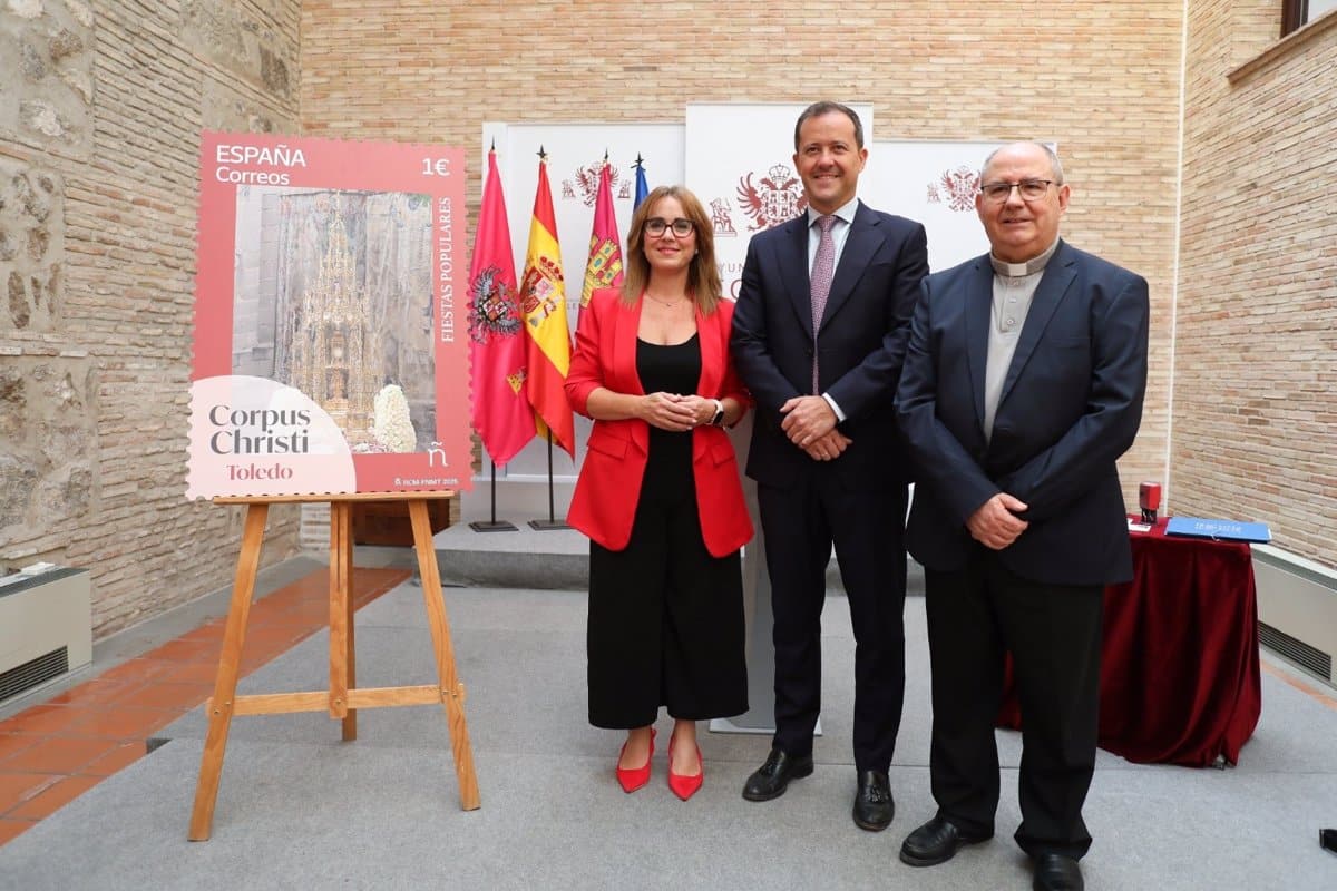 El corpus de Toledo recorrerá el planeta a través de 70.000 sellos emitidos por Correos.