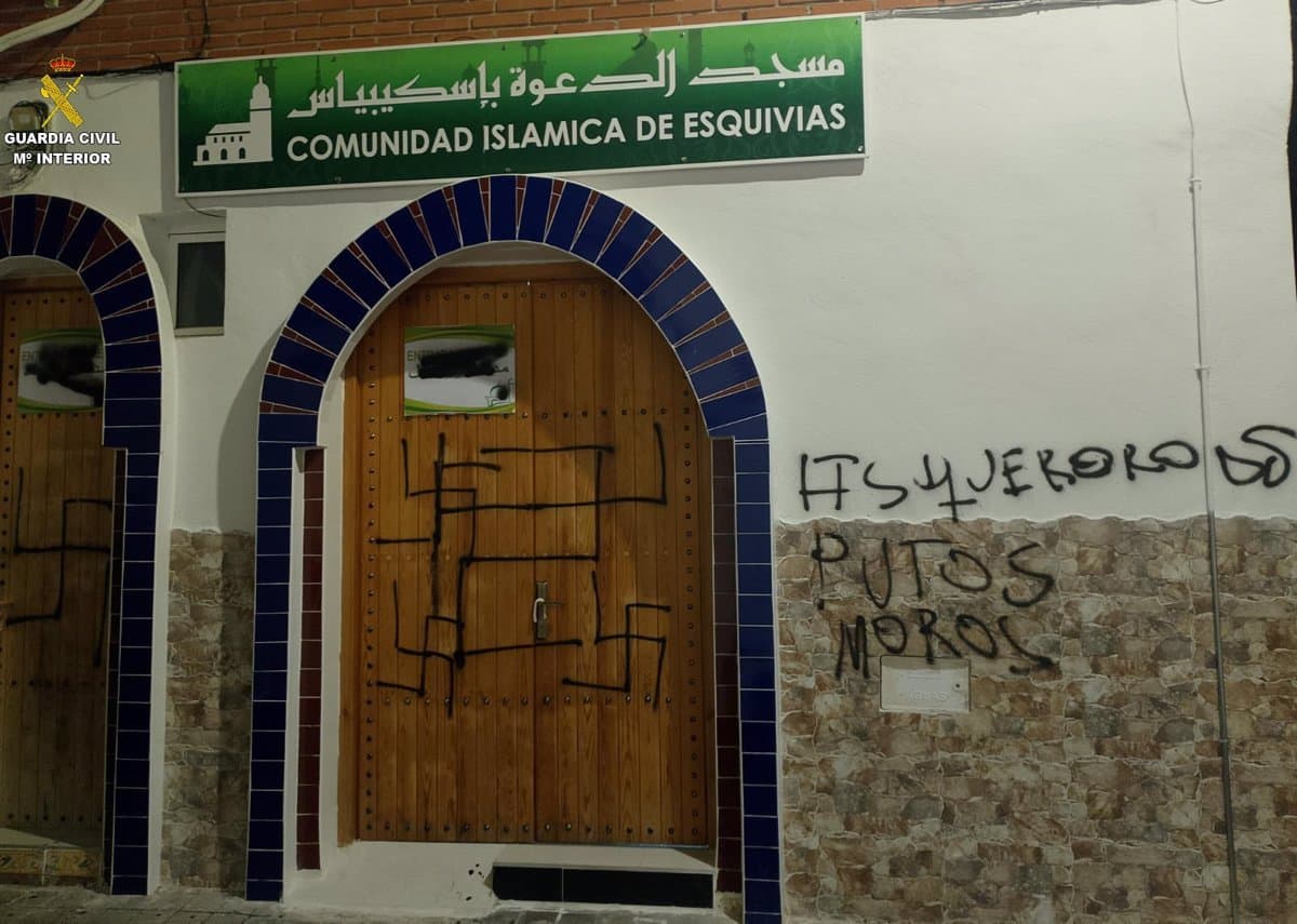 Investigado por vandalismo xenófobo y dejar carne de cerdo en un centro islámico en Esquivias.