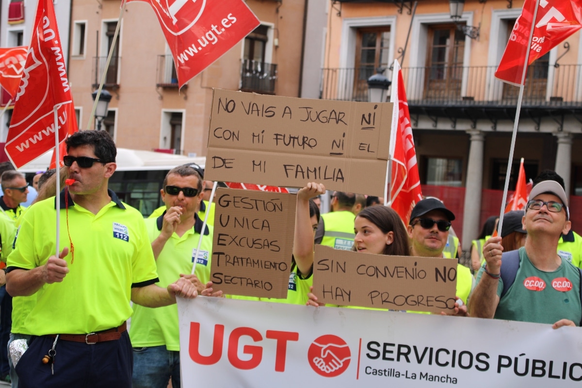Protesta en Toledo de Trabajadores del Transporte Sanitario de CLM por Condiciones Dignas