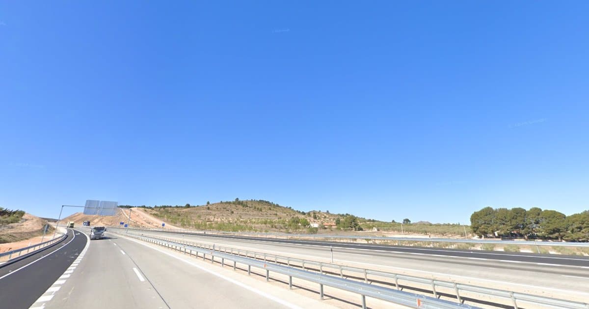 Un muerto y 18 heridos en 13 accidentes ocurridos en las carreteras de Castilla-La Mancha durante el fin de semana.