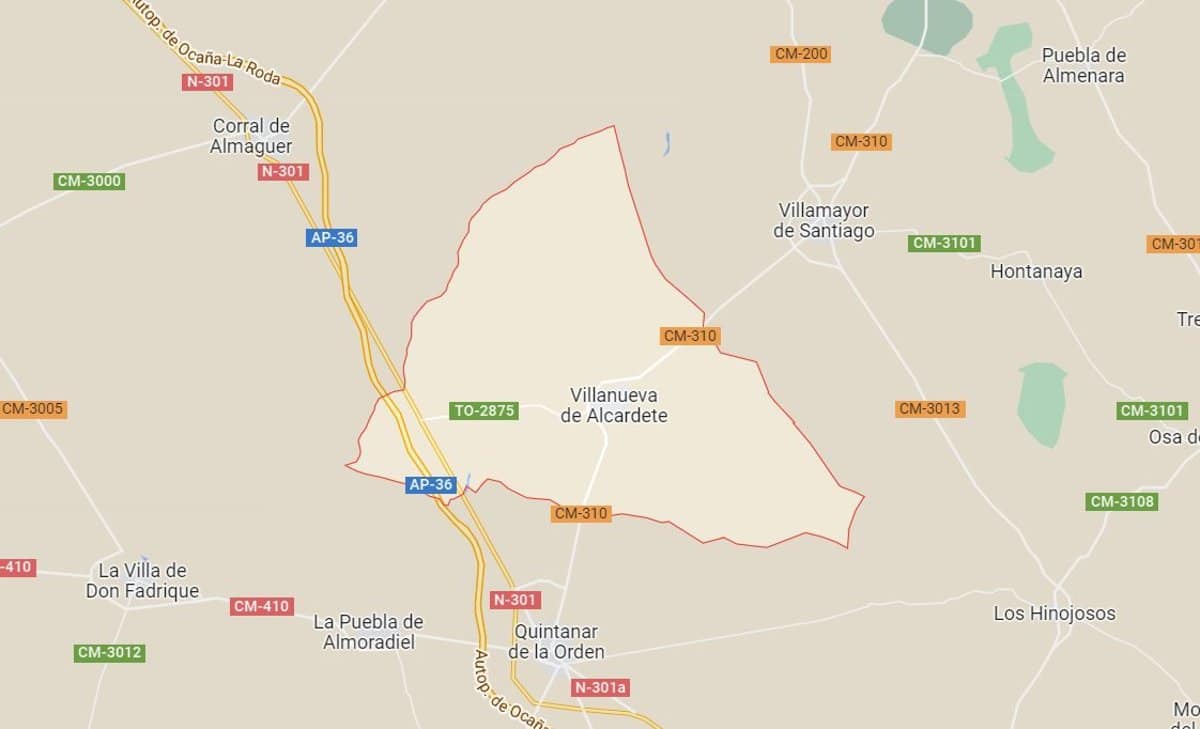 Cuatro heridos en un choque entre dos coches en Villanueva de Alcardete